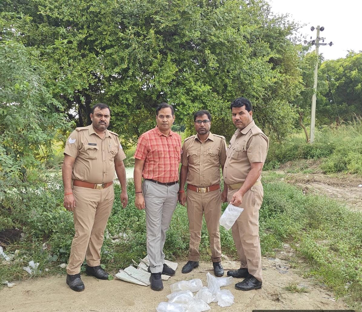 रायबरेली: आबकारी विभाग की कार्रवाई में 62 लीटर अवैध कच्ची शराब जब्त, दो अभियोग दर्ज