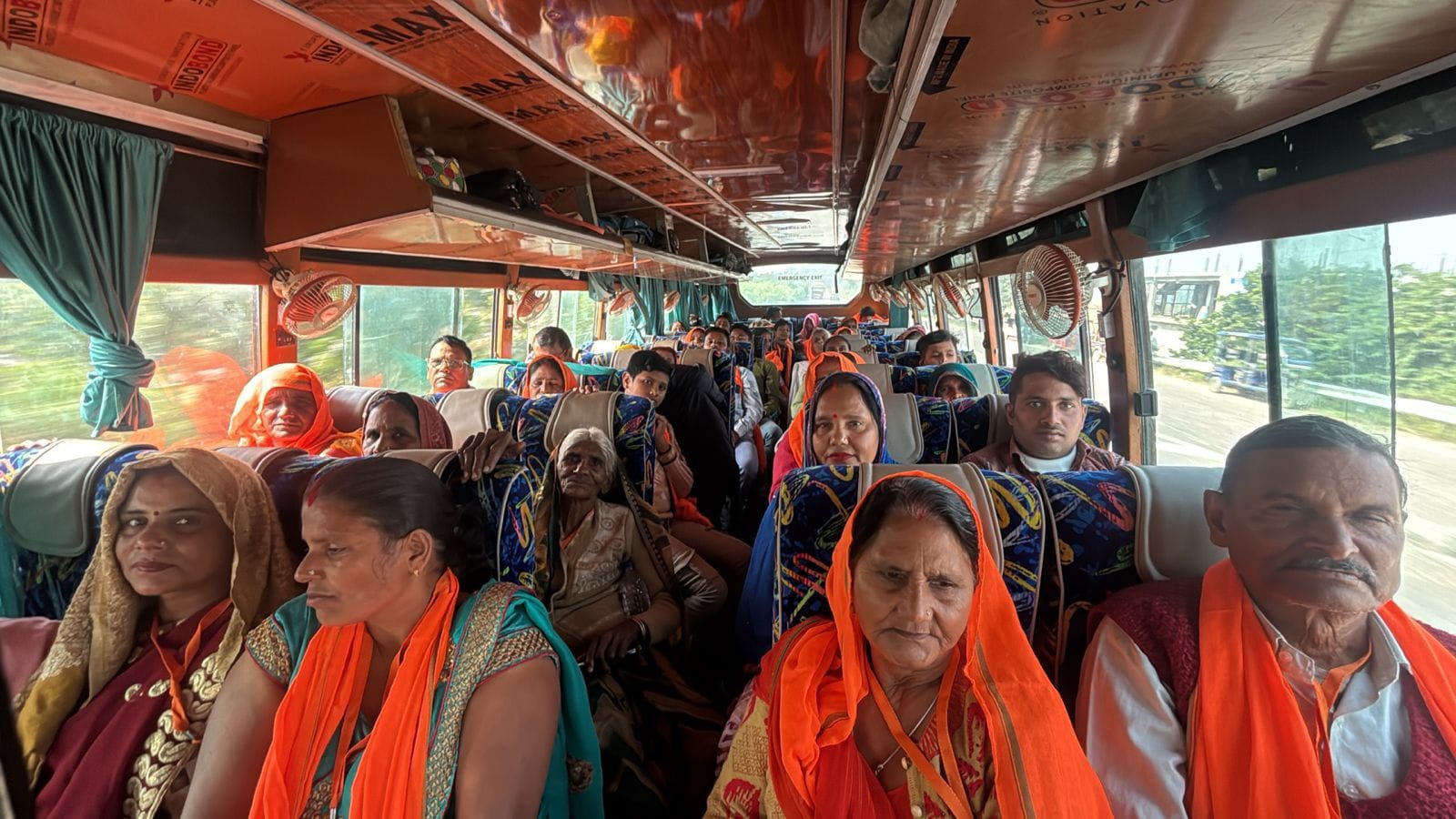 डॉ. राजेश्वर सिंह की ‘रामरथ श्रवण अयोध्या यात्रा’ का 51वां अध्याय, 8 हजार श्रद्धालु कर चुके दर्शन, जनसेवा से जनआस्था तक का सफर