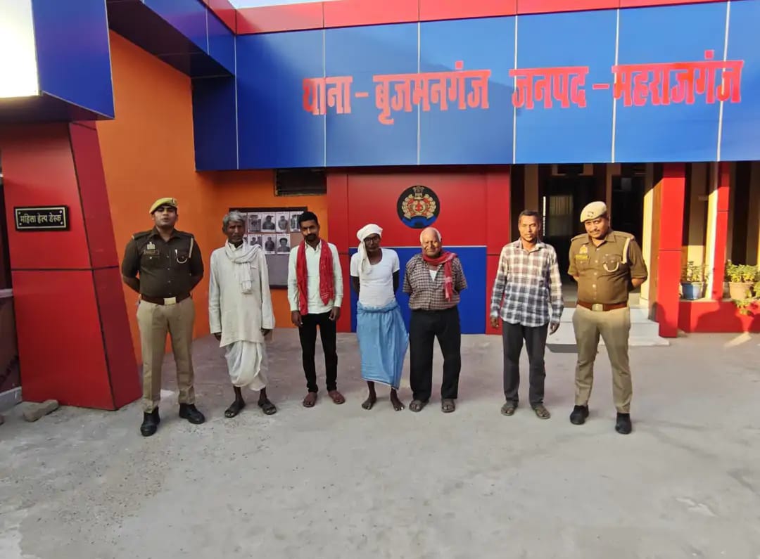 बृजमनगंज में पराली जलाने पर कार्रवाई: पाँच लोग गिरफ्तार