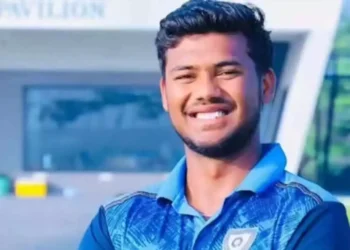 भावुक पल: नीलामी में CSK ने कार्तिक शर्मा को बनाया करोड़पति