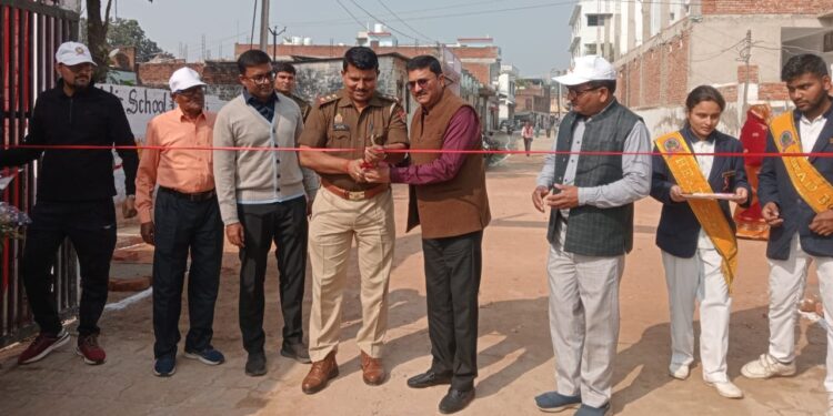 लालगंज: बीएमपीएस में दो दिवसीय वार्षिक खेलकूद स्पर्धा शुरू, कोतवाल प्रमोद सिंह बोले-हारने वाला ही जीतने का प्रयास करता है