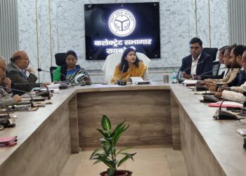 रायबरेली में आयुष्मान अभियान में 62% लक्ष्य पूरा, डीएम ने दी 100% संतृप्ति की चेतावनी