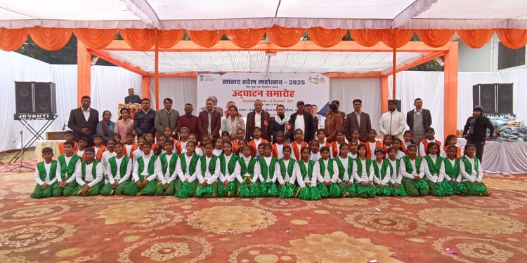 रायबरेली में सांसद खेल महोत्सव–2025 का शुभारम्भ, युवाओं को फिट इंडिया से जोड़ने का संकल्प