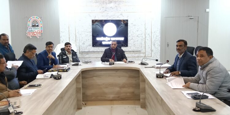 रायबरेली में रोजगार और असंगठित क्षेत्र पर बड़ा सर्वे: PLFS-ASUSE को लेकर प्रशासन की बैठक