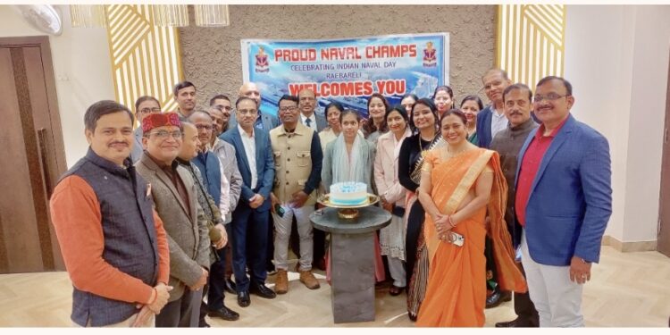 नौसेना दिवस: रायबरेली में पूर्व नौसैनिकों का भव्य समारोह, अनुभव साझा कर नई पीढ़ी को दी प्रेरणा