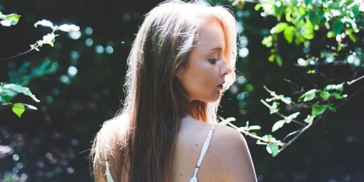 Jokowi Seeks Investors for Indonesia's Airports to Curb Deficit