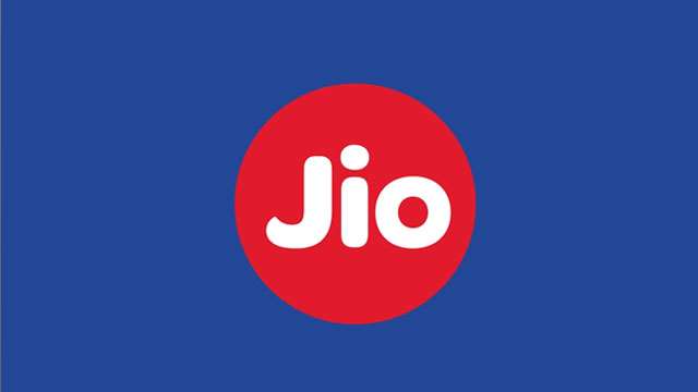 खीरों में बिजली गई तो जिओ नेटवर्क भी गायब, महंगे रिचार्ज के बावजूद उपभोक्ता परेशान