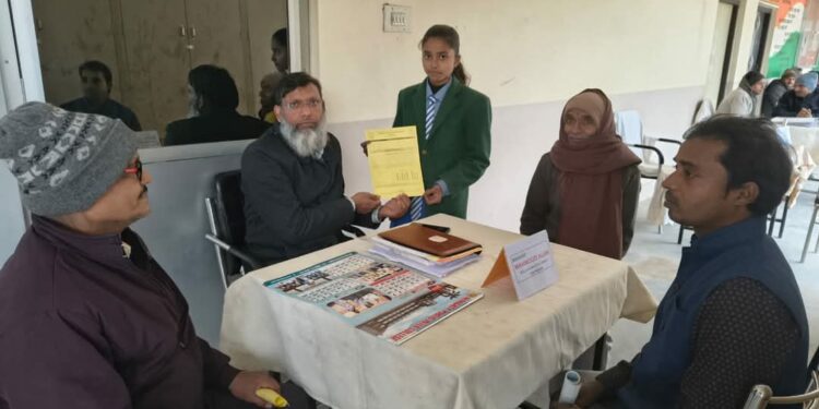 बच्चों को संस्कारवान बनाने का संदेश: आलमाइटी स्कूल में शिक्षक-अभिभावक सभा आयोजित