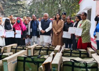 रायबरेली में प्रभारी मंत्री राकेश सचान सख्त, विकास कार्यों व कानून-व्यवस्था की समीक्षा