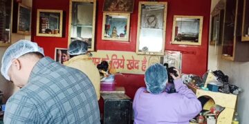 बहराइच में बड़ी चोरी: सराफा दुकान की दीवार काटकर लाखों के जेवर ले उड़े चोर