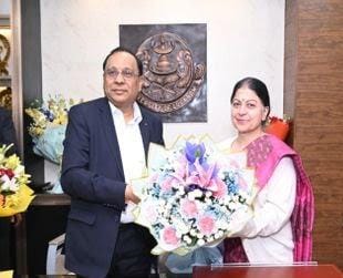 लखनऊ विश्वविद्यालय को नया कुलपति, डॉ. जेपी सैनी ने संभाला कार्यभार