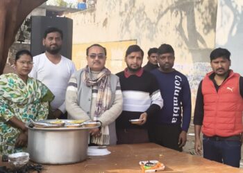 सरोजनी नगर: मकर संक्रांति पर बदाली खेड़ा में खिचड़ी भोज का आयोजन