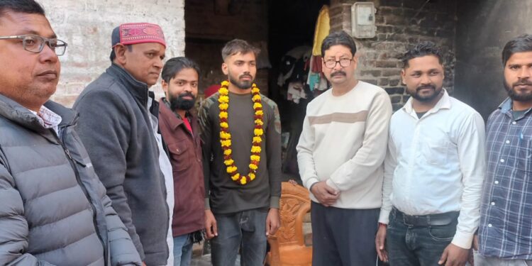 बेला गांव के सचिन कुमार चौरसिया का केंद्रीय औद्योगिक सुरक्षा बल में चयन, क्षेत्रीय लोगो ने दी बधाई