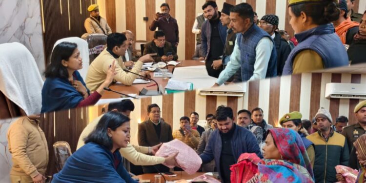 डीएम-एसपी ने तहसील ऊंचाहार में सम्पूर्ण समाधान दिवस में फरियादियों की समस्याएं सुनी