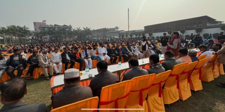 सरोजनी नगर में प्रबुद्ध जन सम्मान समारोह, शंकरी सिंह ने सैकड़ों वरिष्ठजनों को किया सम्मानित