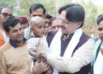 सरोजनीनगर में शोकग्रस्त परिवारों से मिले विधायक डॉ. राजेश्वर सिंह, शिक्षा व सहायता के निर्देश