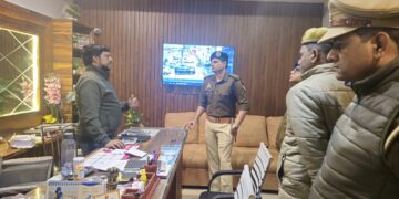 रायबरेली एसपी ने गणतंत्र दिवस की पूर्व संध्या पर किया सघन चेकिंग एवं पैदल गश्त