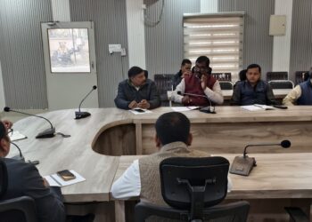 SIR प्रक्रिया तेज: रायबरेली में राजनीतिक दलों संग बैठक, फॉर्म-6 और नोटिस पर दिए गए अहम निर्देश