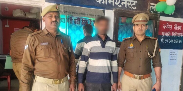 लखनऊ: थाना बिजनौर पुलिस ने वाहन चोर को दबोचा, चोरी का विक्रम ऑटो और नकदी बरामद