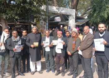 अयोध्या में यशपाल सिंह एडवोकेट का जनसंपर्क, अधिवक्ताओं से साझा किया “हमारा प्रयास” विज़न