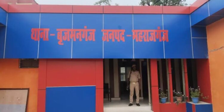 बृजमनगंज में चकमार्ग पर कब्जे का आरोप, ग्रामीणों ने समाधान दिवस में उठाई शिकायत