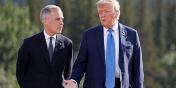 ट्रम्प ने चीन व्यापार वार्ता पर कनाडा को 100% टैरिफ की धमकी दी