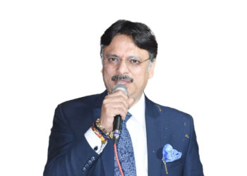 AI युग में चेतावनी: कौशल नहीं बढ़ा तो भारत अवसर खो देगा, डॉ. राजेश्वर सिंह का युवाओं को संदेश