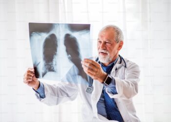 दुनिया का सबसे जानलेवा कैंसर: फेफड़ों का कैंसर क्यों बना मौत की बड़ी वजह