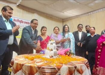 एसईसीएल चिरमिरी में फोरमैन वीरेन तिवारी सेवानिवृत्त, सम्मान समारोह आयोजित