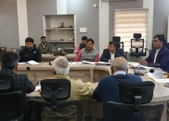 रायबरेली में जिला उद्योग बंधु की बैठक संपन्न, लंबित मामलों के त्वरित निस्तारण के निर्देश