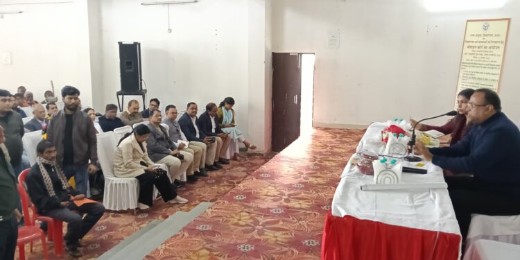 रायबरेली में दिव्यांगजनों के लिए मोबाइल कोर्ट, 182 मामलों पर सुनवाई