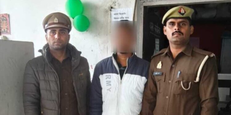 बिजनौर पुलिस ने चोरी के मामले में शातिर चोर को दबोचा, आभूषण बरामद