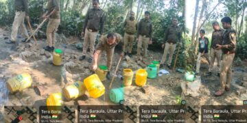 रायबरेली में आबकारी टीम की कार्रवाई, 42 लीटर कच्ची शराब बरामद, 250 किलो लहन नष्ट