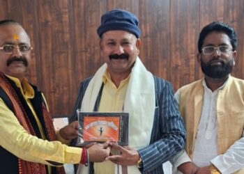 काल्विन पब्लिक स्कूल के निदेशक विनोद पांडेय का सम्मान, सामाजिक संगठन ने किया अभिनंदन