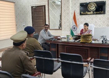 रायबरेली में बेड एंड ब्रेकफास्ट होमस्टे नीति 2025 पर बैठक, डीएम ने दिए दिशा-निर्देश