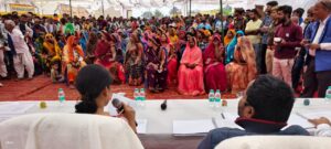 रायबरेली में डीएम ने लगाई ग्राम चौपाल, बहादुर नगर स्कूल में एमडीएम शेड और स्मार्ट क्लास का उद्घाटन