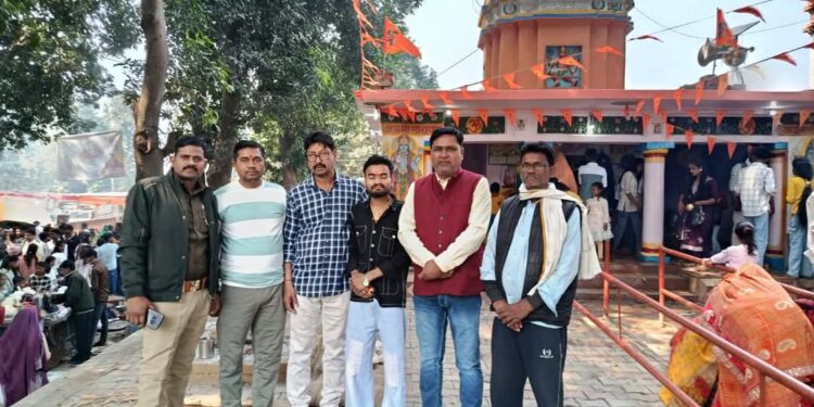 ‘हर-हर महादेव’ के जयकारों से गूंजा बृजमनगंज, महाशिवरात्रि पर हजारों श्रद्धालुओं ने किए दर्शन