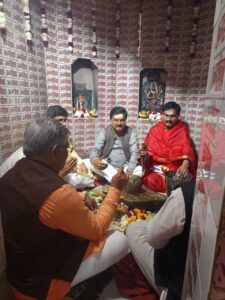 महाशिवरात्रि पर सरोजनीनगर में रुद्राभिषेक और भंडारा, शिव भक्तों की उमड़ी भीड़