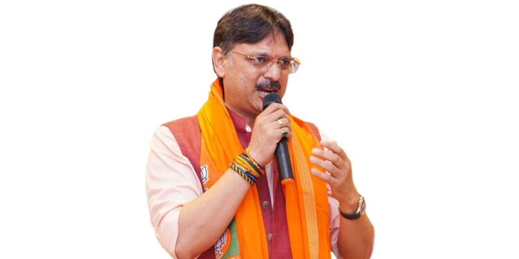 यूपी में कर राजस्व ₹3.34 लाख करोड़ के अनुमान पर, डॉ. राजेश्वर सिंह ने गिनाईं उपलब्धियां