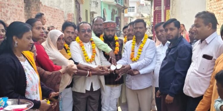 35 साल बाद बदलेगी हरिओम नगर की तस्वीर: 220 मीटर सड़क-नाली निर्माण का शिलान्यास