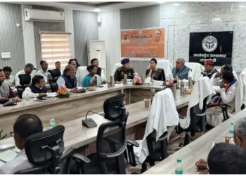 रायबरेली में प्रभारी मंत्री राकेश सचान की समीक्षा बैठक, विकास कार्यों और कानून-व्यवस्था पर दिए विस्तृत निर्देश