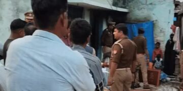 महाराजगंज में पति ने पत्नी को कुल्हाड़ी से मार डाला, वारदात के बाद फरार