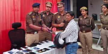 लखनऊ: कृष्णानगर पुलिस ने बरामद किए 40 मोबाइल फोन, मालिकों को लौटाए