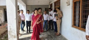 रायबरेली में पुलिस भर्ती परीक्षा: डीएम-एसपी ने किया परीक्षा केंद्रों का औचक निरीक्षण