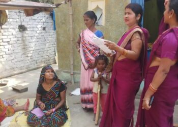 बृजमनगंज में घर-घर चला अभियान, अब ऐसे अलग करना होगा गीला-सूखा कचरा