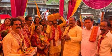 श्रद्धा और उल्लास के साथ निकली भव्य कलश यात्रा, श्रीमद्भागवत कथा का शुभारंभ