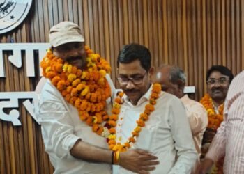 लखनऊ में राजस्व निरीक्षक संघ का चुनाव संपन्न, सभी पदाधिकारी निर्विरोध चुने गए