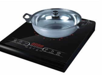 गैस नहीं मिली तो बदल गई रसोई! बृजमनगंज में इंडक्शन चूल्हों की जबरदस्त डिमांड, कई जगह स्टॉक खत्म