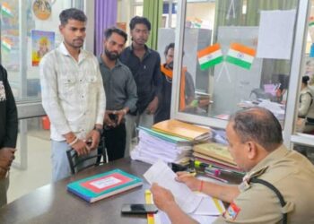 बाजपुर में युवक से मारपीट का आरोप, परिजनों ने पुलिस पर लगाए गंभीर आरोप, जांच की मांग