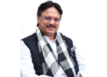 सरोजनीनगर बना “महापुरुष सम्मान मॉडल” का उदाहरण, डॉ. राजेश्वर सिंह ने सीएम योगी के निर्णय का किया स्वागत